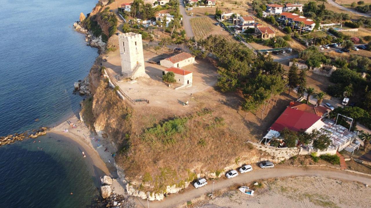 Villa Madeleine Tower View Néa Fókaia Εξωτερικό φωτογραφία