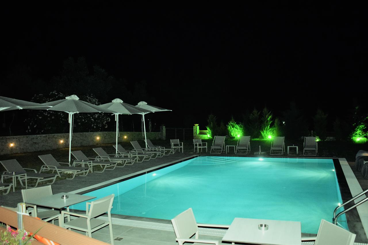 Villa Madeleine Tower View Néa Fókaia Εξωτερικό φωτογραφία
